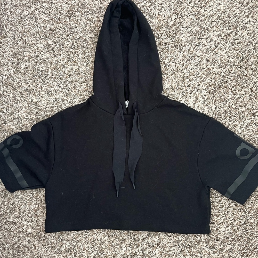 COPY - Alo Crop Sweatshirt